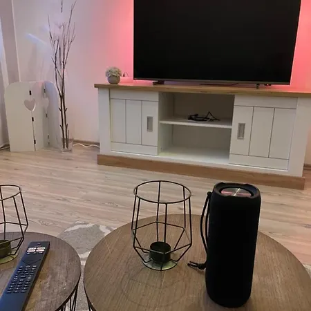 Heckespatz Relaxen Mit Whirlpool Und Pool - Ab Mitte Juni 23 - Am Waldrand Apartment